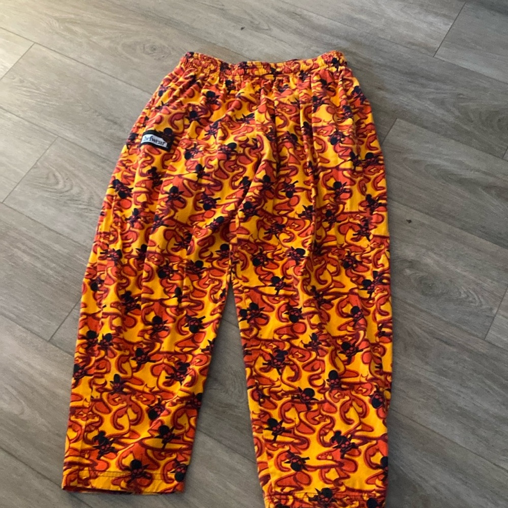Bright colored Chefwear chef pants size XL. Great condition w drawstring